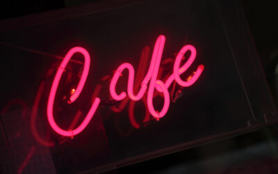 Fény és funkció határán – Mit nyerhet a modern világító reklámtáblával?