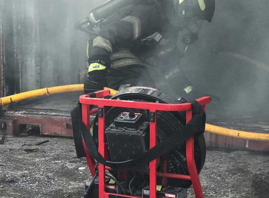 Látás a sűrűben – Miért életmentő a füstelszívó ventilátor a tűzoltásban?
